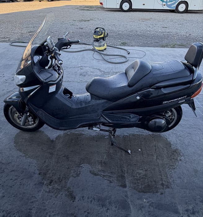 Suzuki burgman 400