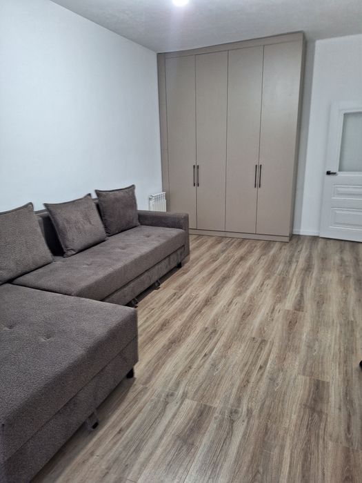 Сдаётся 1 ком кв на долгий срок