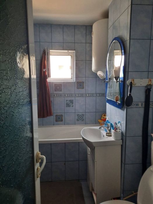 Vand apartament 2 camere