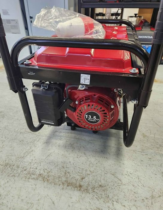 HONDA 6.5kW Бензинов Японски Четиритактов Генератор за Ток