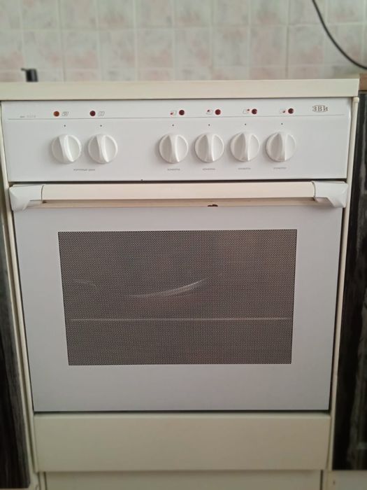 Продам электрическую плиту.