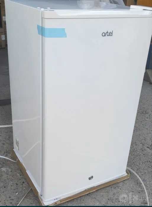 Мини холодильник Artel 90 л