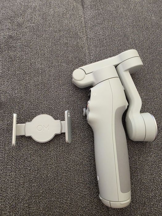 DJI Osmo Mobile 7