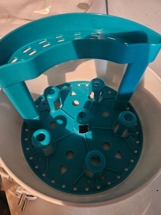 Sterilizator biberoane