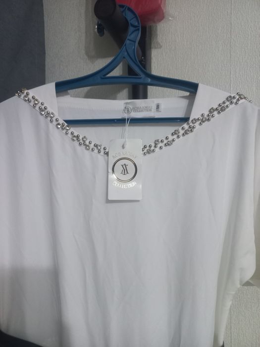 Продам новое платье