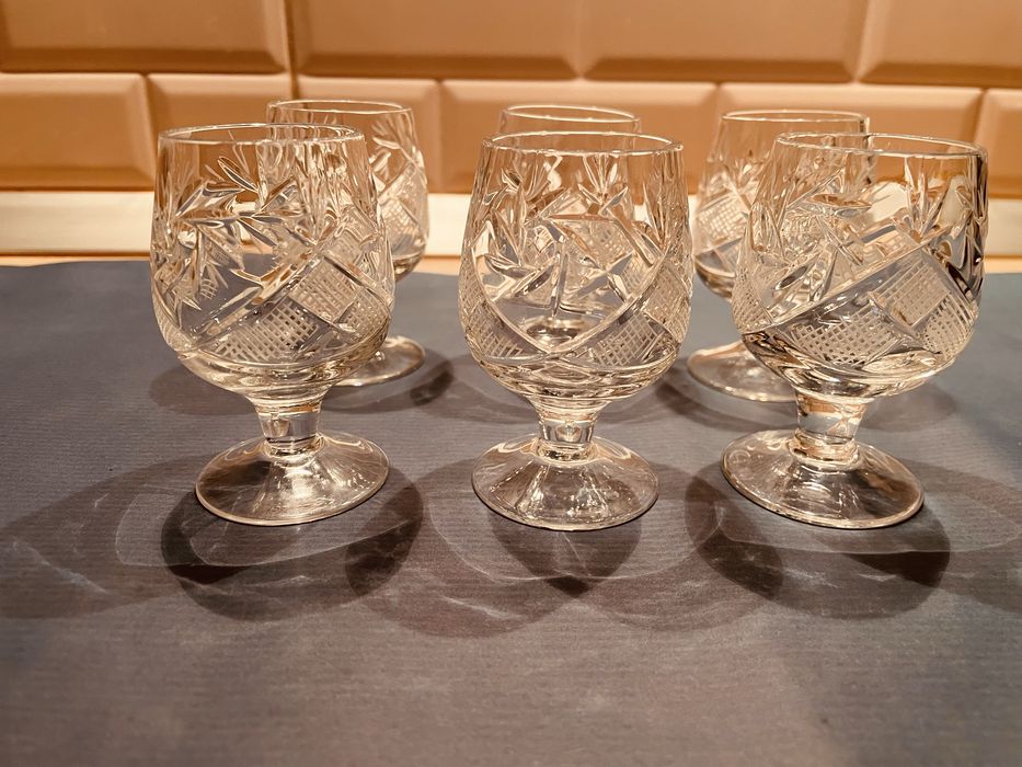 Vand set 6 pahare CRISTAL cu picior pt tuica - BOHEMAI