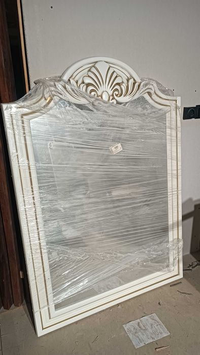 Зеркало, декоративная резка.