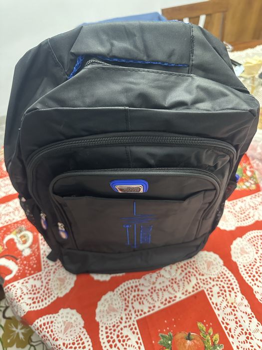 Rucsac nou pentru scoala sau drumetii