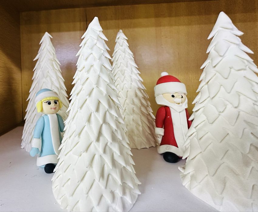 2000 шт готовых украшений из мастики