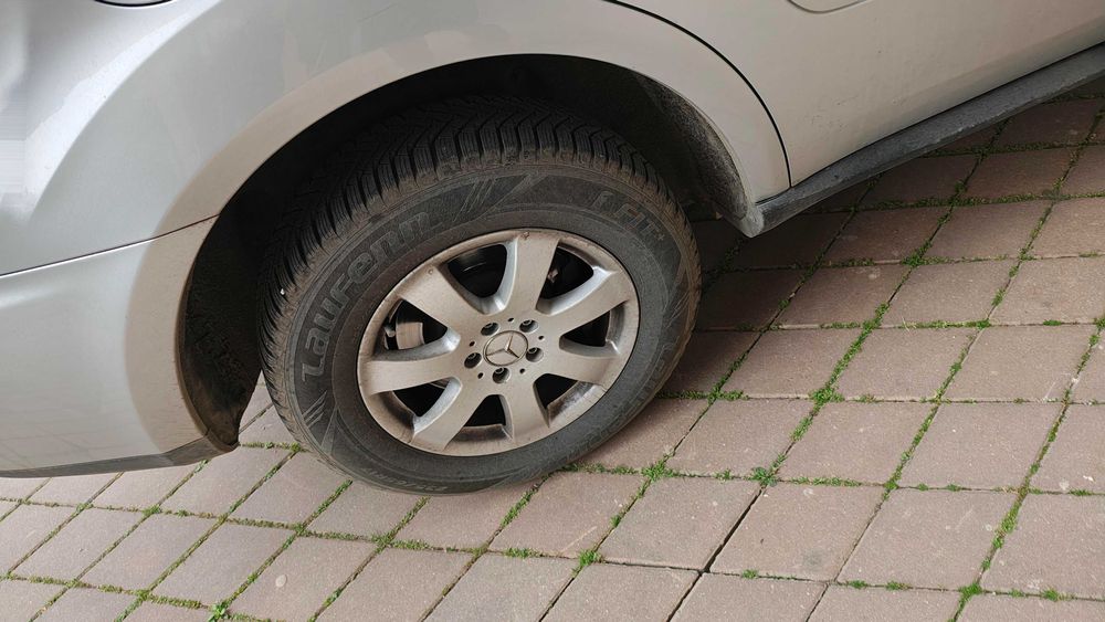 set anvelope+jante iarnă M+S Mercedes ML 235/65 r17 sau schimb cu 19"