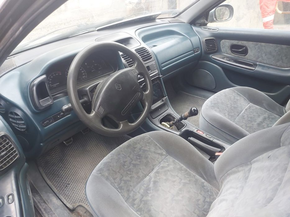 Laguna и 12 россия