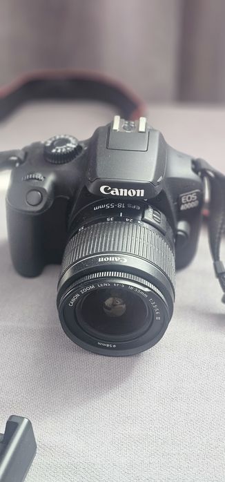 Фотоаппарат со вспышкой