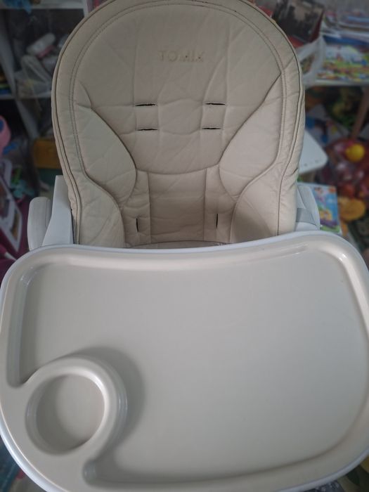Продам стульчик для кормления TOMIX
