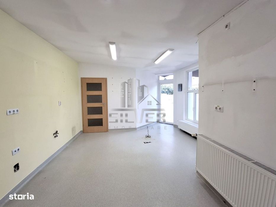 Casa individuala pretabila ptr birouri sau cabinete stomatologice.