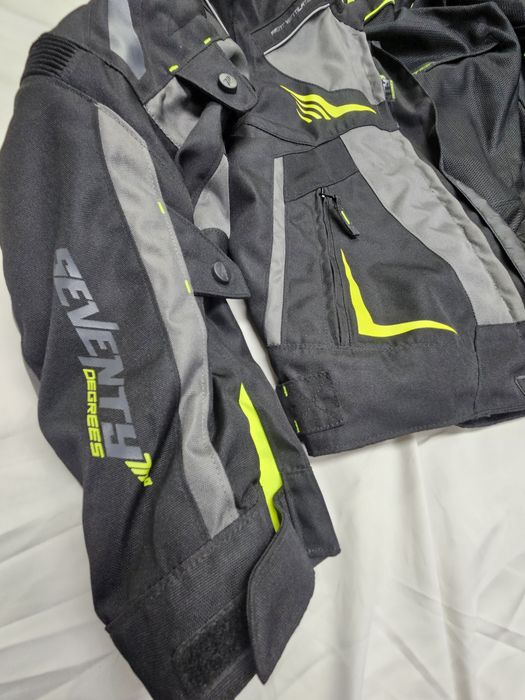 Geacă moto Seventy L nouă