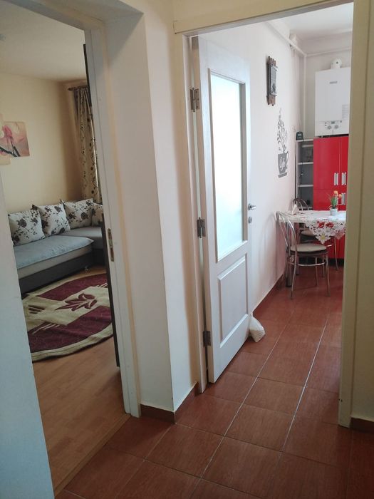 Închiriez apartament 1 camera.
