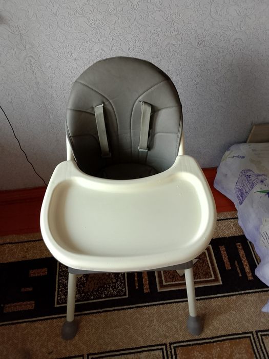 Продам стульчик для кормления 7000тыс есть торг