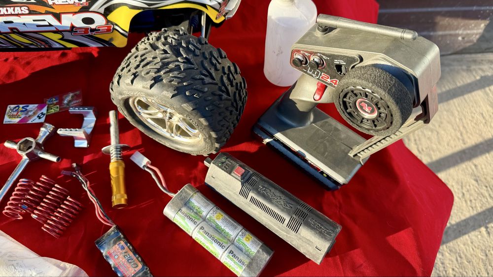 Automodel Traxxas Revo 3.3 Picco upgrade