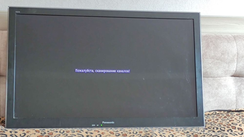 Телевизор Panasonik б/у, диагональ 81 см