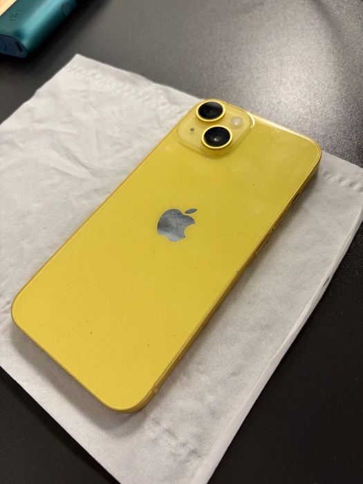 iPhone 14 yellow