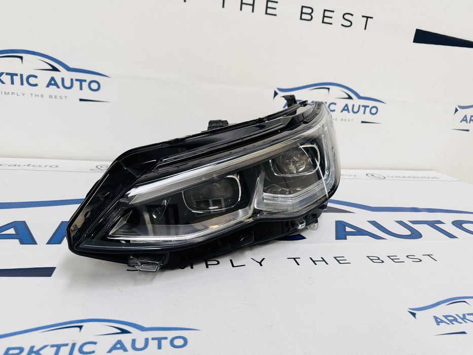 Far stanga Matrix IQ Light VW GOLF 8 cod 5H1941059K