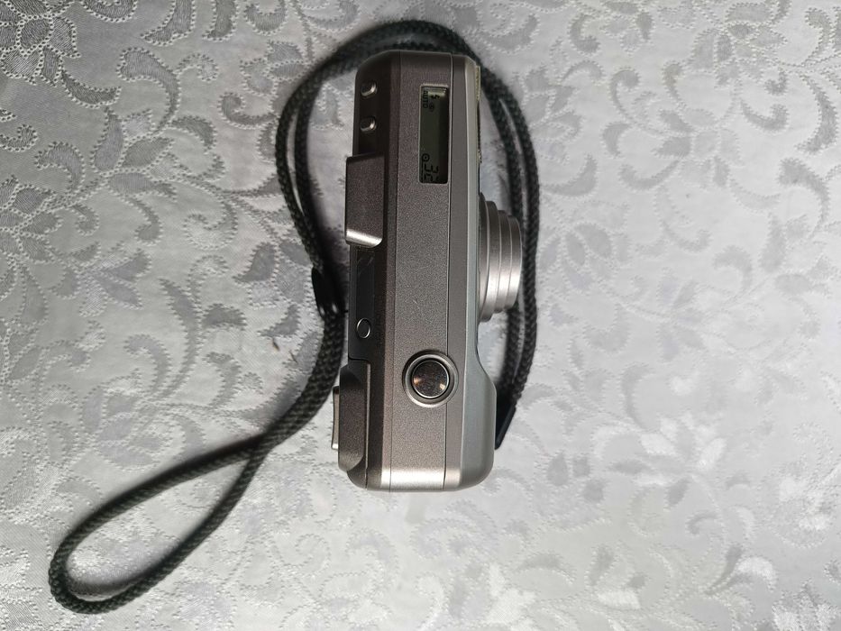 Фотоапарат- Minolta 115 riva zoom