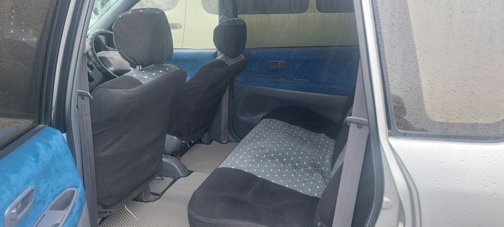 Тойота ипсум жагдайы жаксы