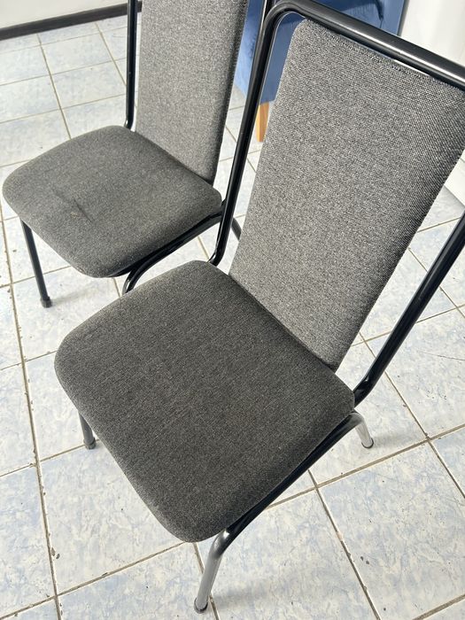 Продаю маникюрный стол