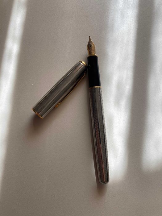 Stilou Parker placat cu aur 18K