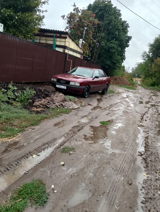Продам Ауди 80 б3 на ходу