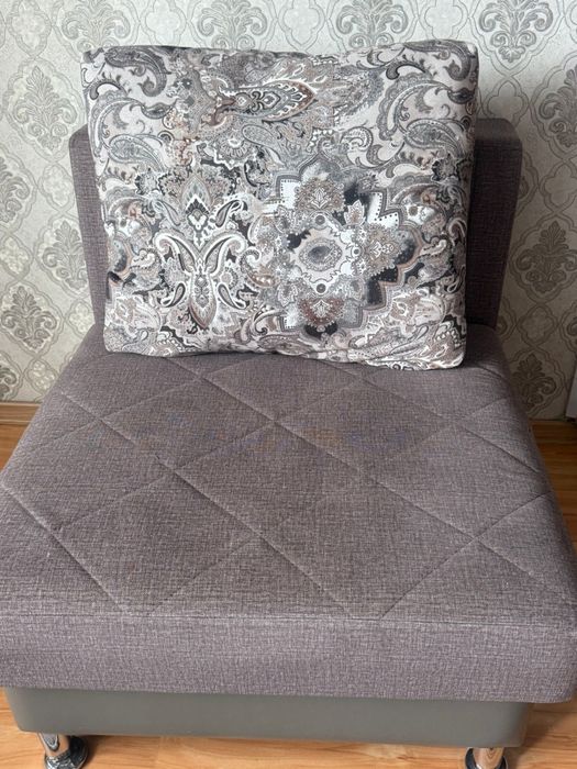 Диван для гостиной