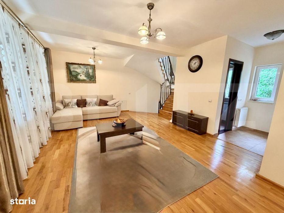 Casa 4 camere,gradina si teren de 326 mp,zona Cetate-Dealul Furcilor