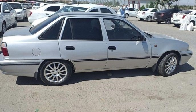 Srochno nexia 1 sotiladi