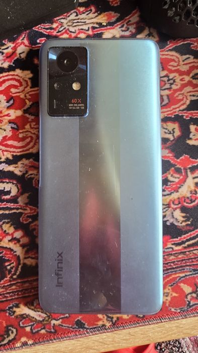 Продам смартфон infinix zero