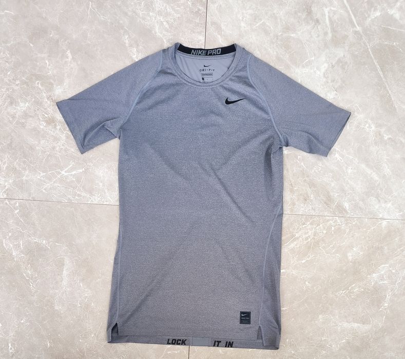 Nike Pro размер L