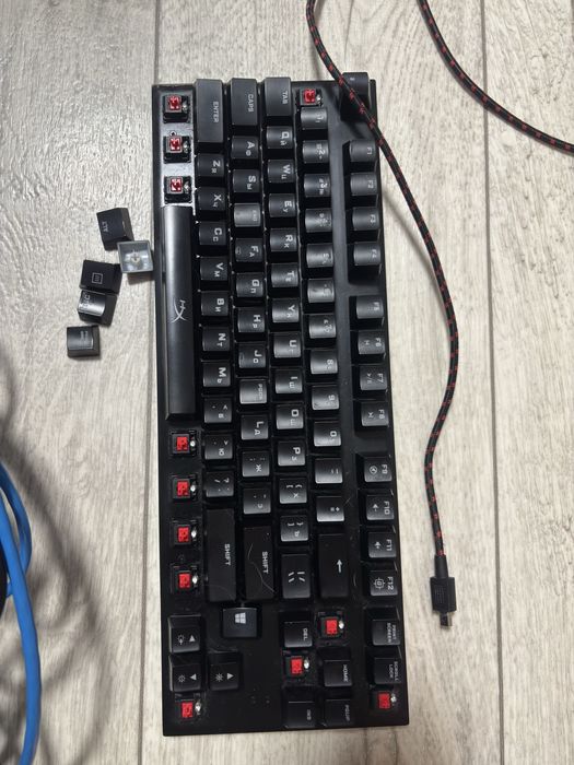 клавиатура hyperX alloy fps pro
