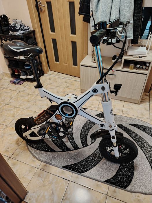 Vând bicicleta electrica