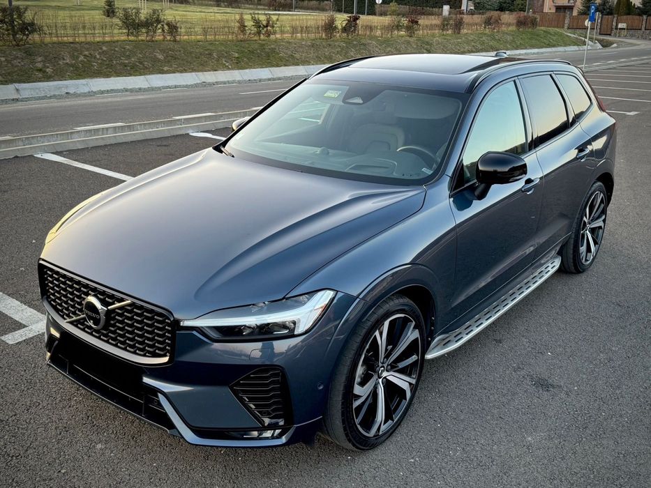 Volvo XC 60 Volvo XC 60 / 2023 / ConfiguratIndividual / Bowers&Wilkins / Pano