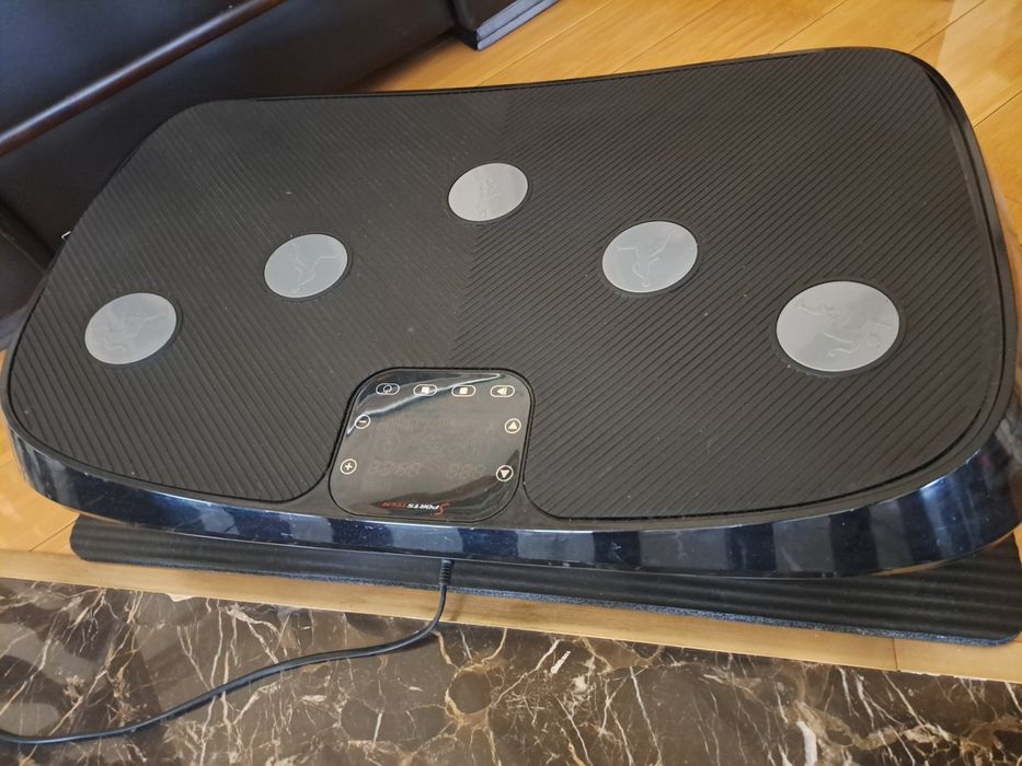 Вибрационна платформа за спортуване и фитнес