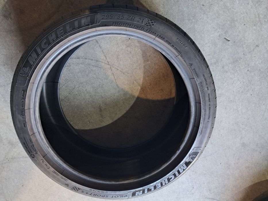 Anvelope second vara 265 40 R21/295 35 R21 Michelin