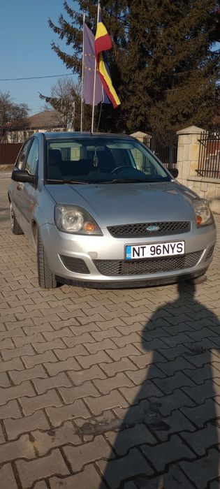 Vând Ford fiesta 2007 1.4  benzina