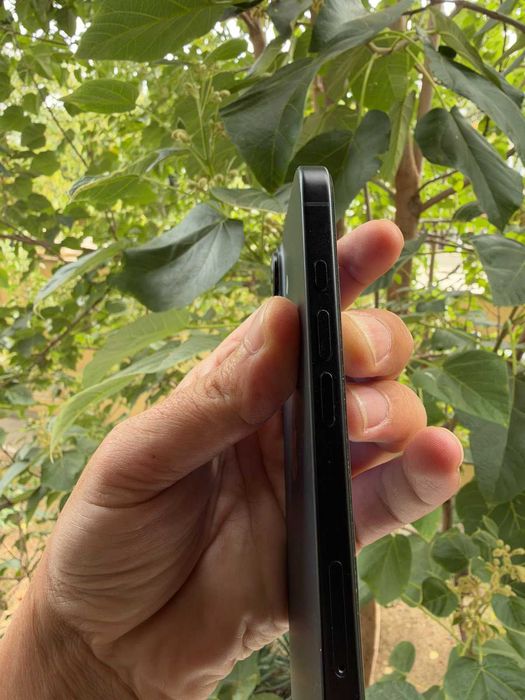 Iphone 16 black 128 gb