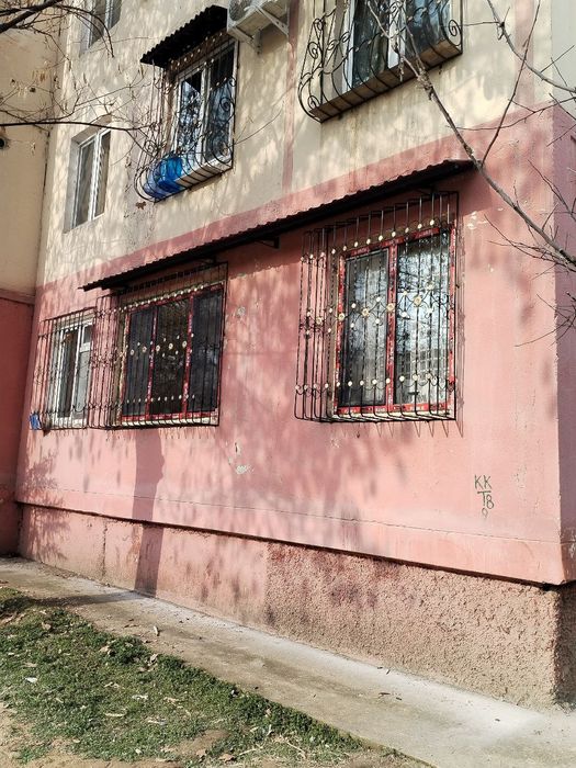Клаадка Кирпича Балконов, Balkonga gisht teramiz
