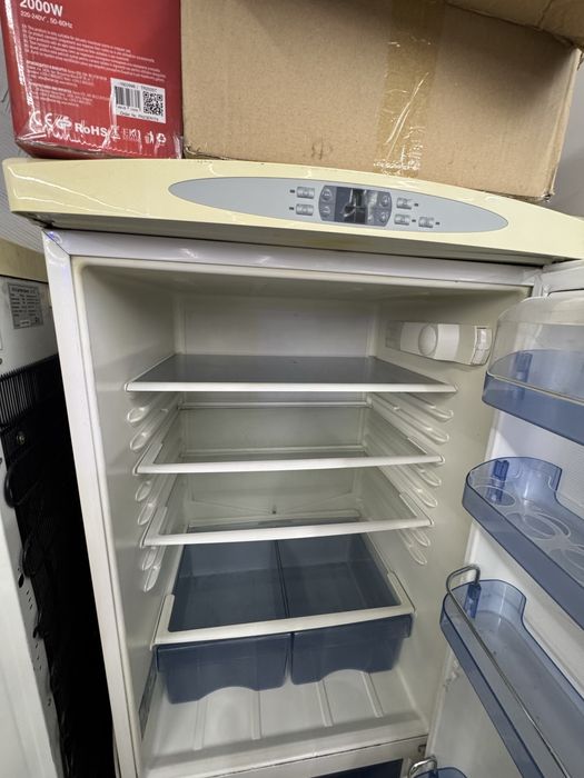 Хладилник beko.