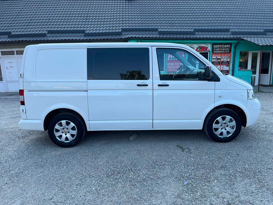 VOLKSWAGEN Transporter 2009 — imagine 3