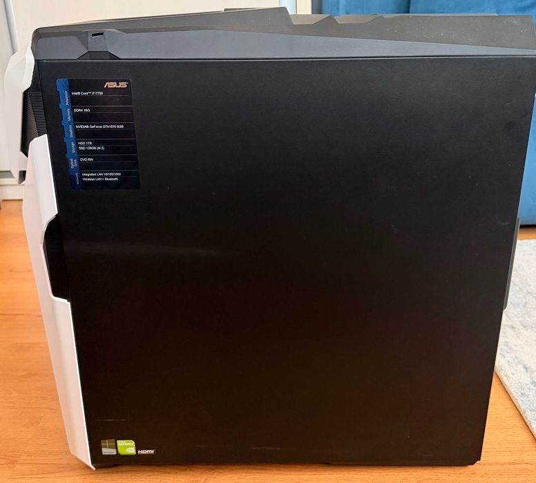 Desktop Asus ROG GD30CI