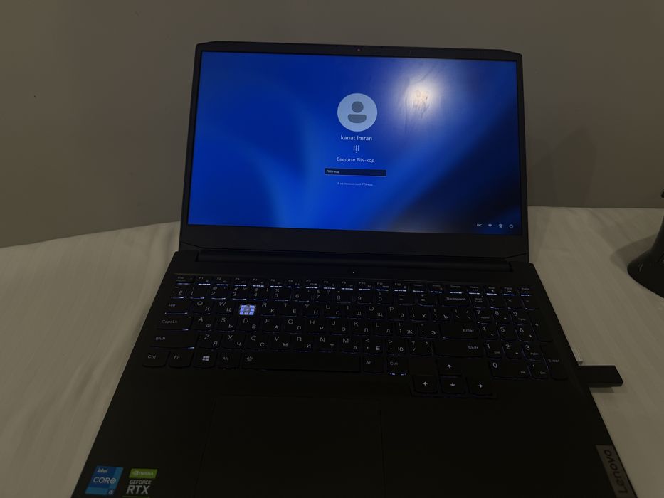 Lenovo IdeaPad Gaming 3 15IHU6