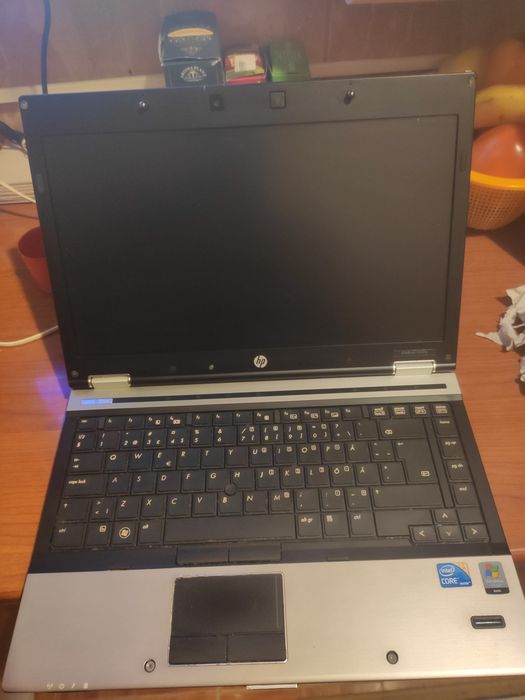 Laptop de vânzare HP cu încărcător ORIGINAL