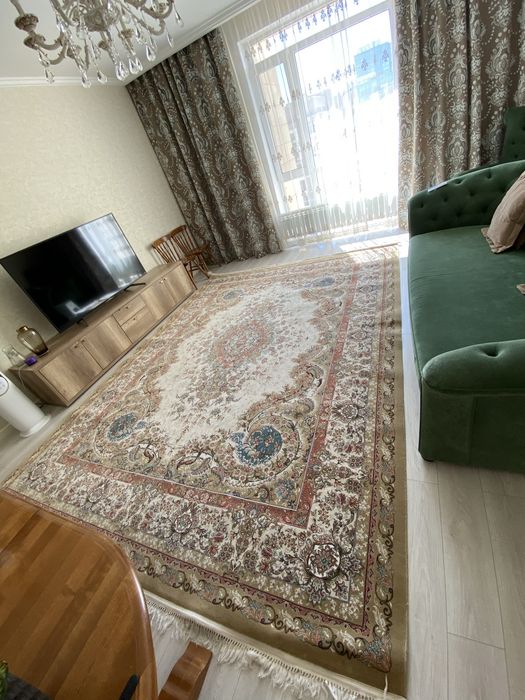 Продам Дизайнерский ковер