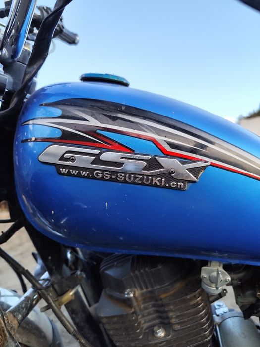 Suzuki 200cc срочна продам